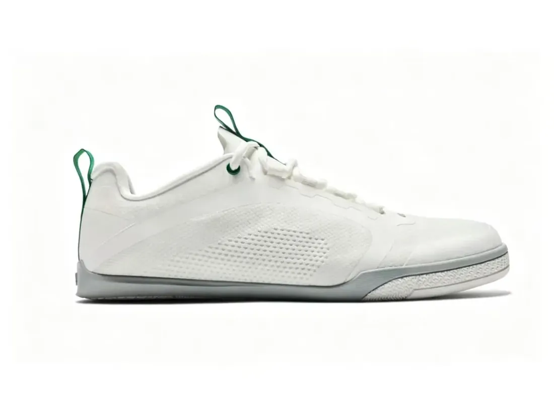 White barefoot training shoe with warp-knit upper